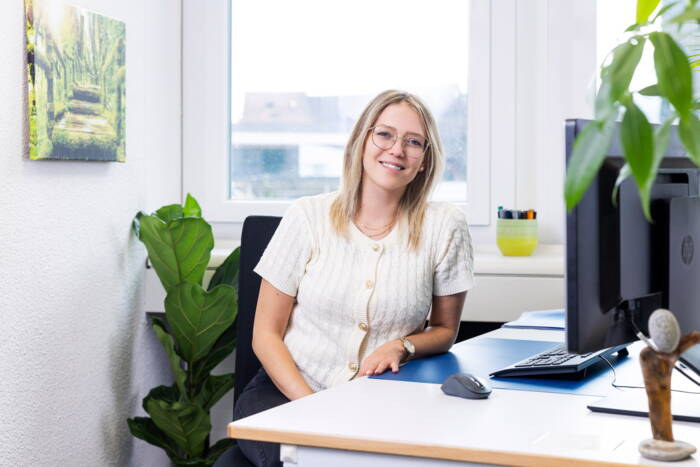 celine_meier.jpg celine_meier.jpg